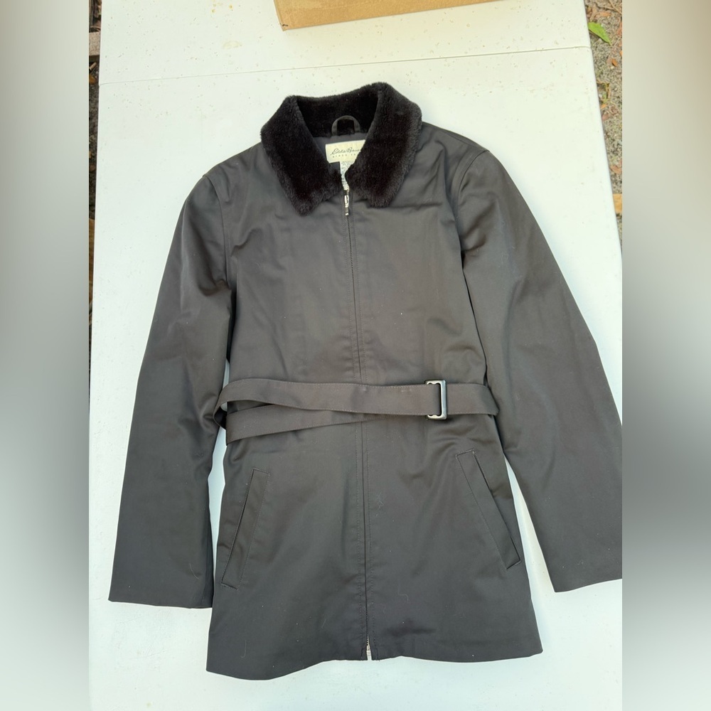 Eddie Bauer women’s black belted jacket with faux fur collar, Size S - Picture 5 of 13